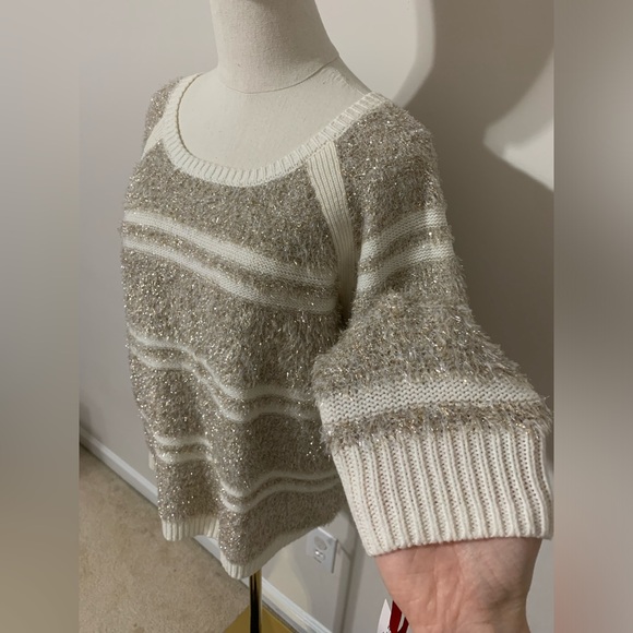 Silver / Gold and White / Creme Sweater - Picture 4 of 13